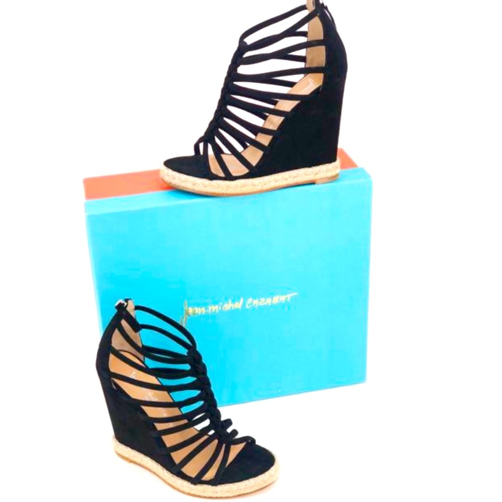 🎯 SOLD🎯 
💕 JEAN-MICHEL CAZABAT WEDGES - GREAT CONDITION 💕